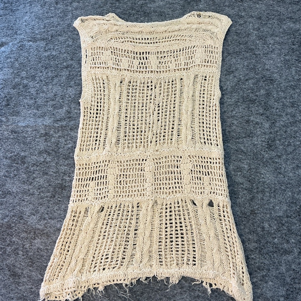 Free People Cream Crochet Tank Top Style Cover-Up Best Fits Size L - Picture 4 of 4